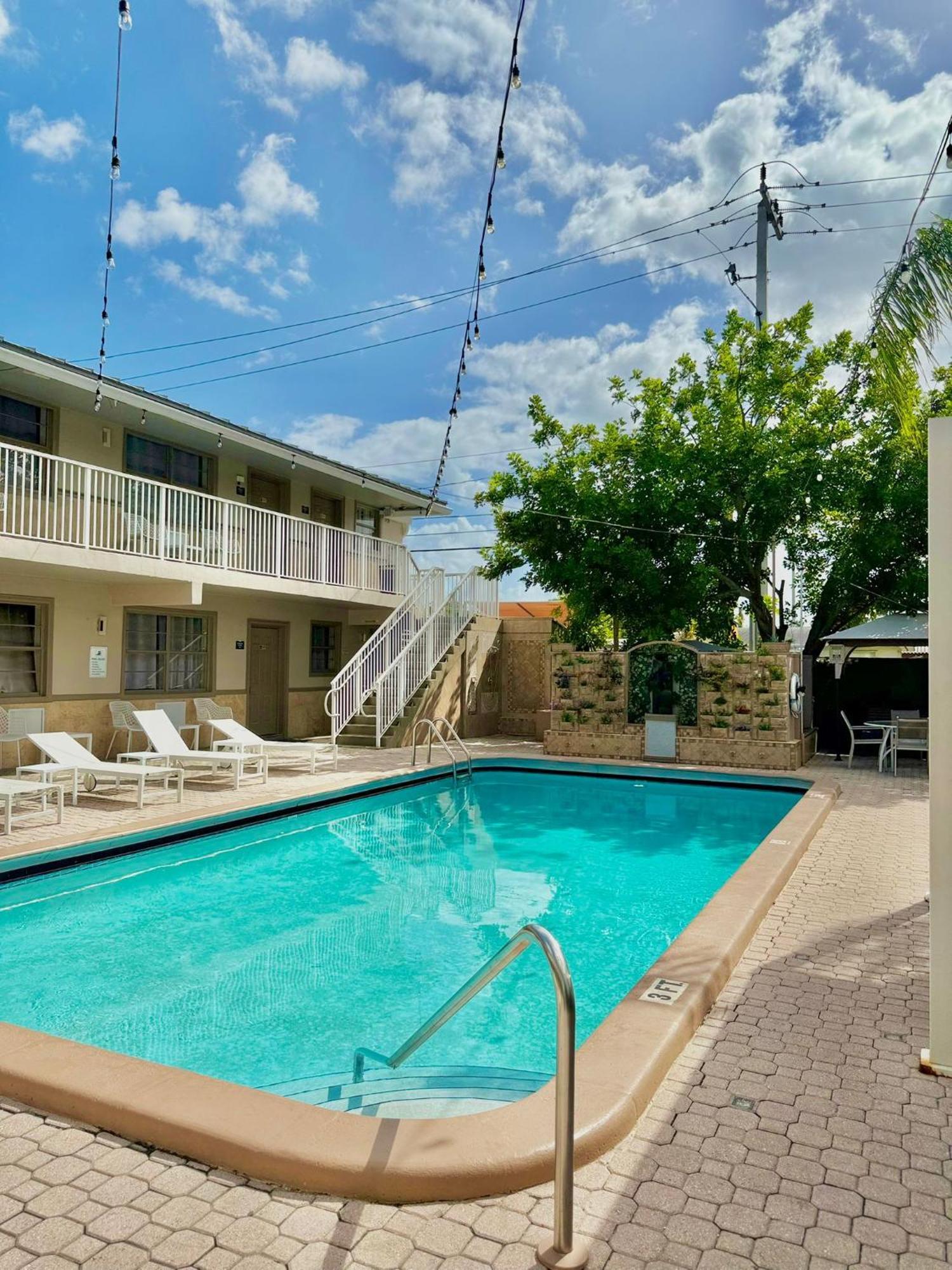 Sheridan Guesthouse Dania Beach Dış mekan fotoğraf